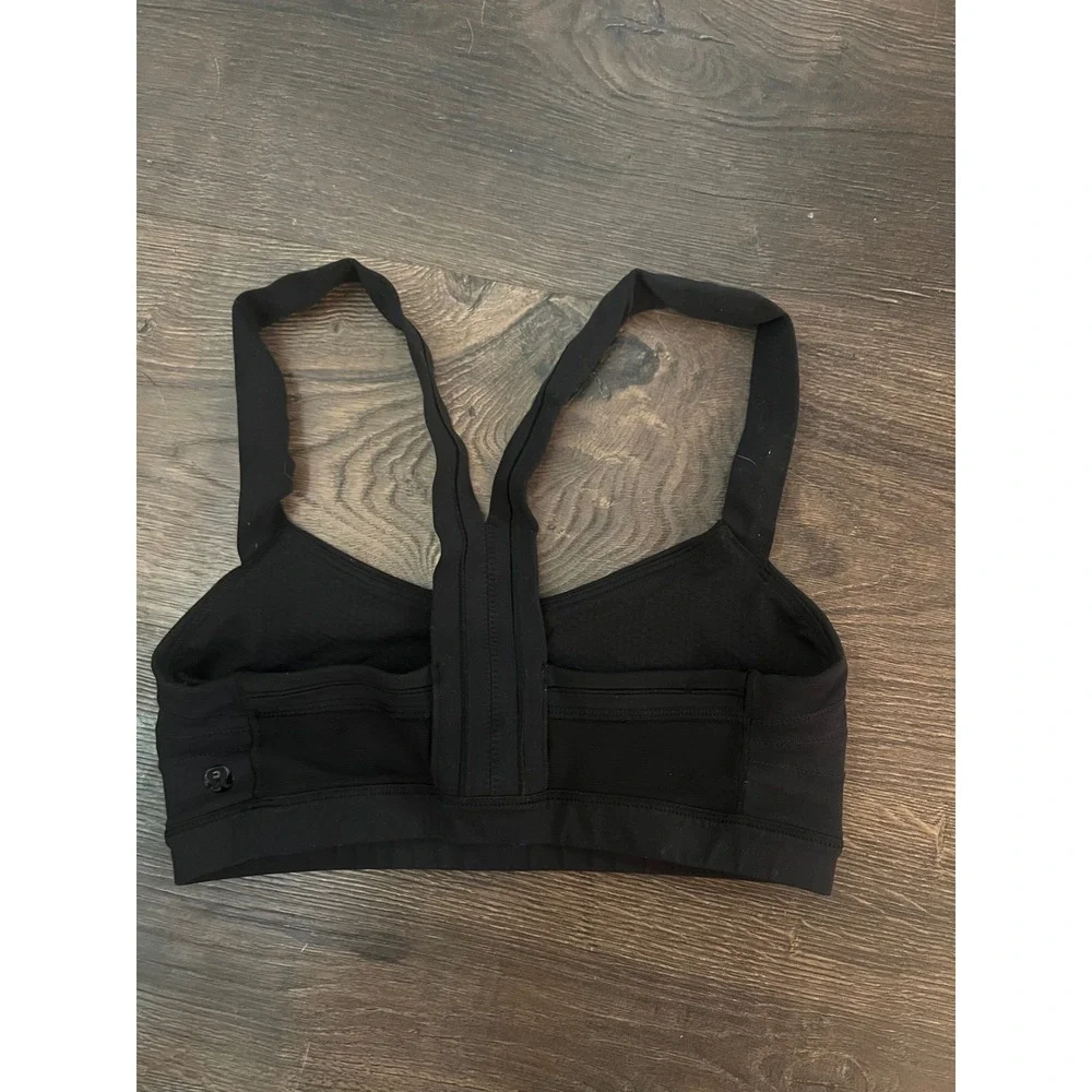 Lululemon Invigorate Sports Bra Black Racerback Mesh Size 4‎